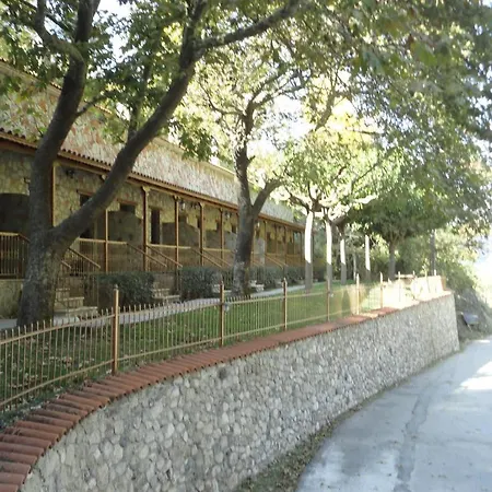 Faraggi Apartment Kalavryta